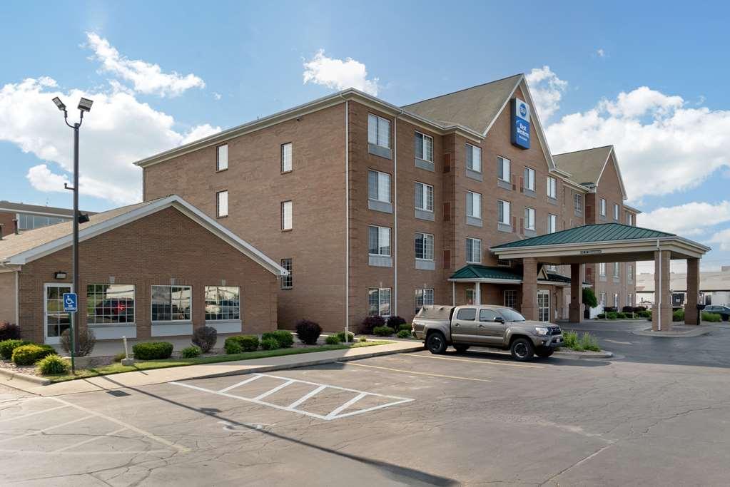 Best Western Executive Inn & Suites Гранд-Рапидс Экстерьер фото