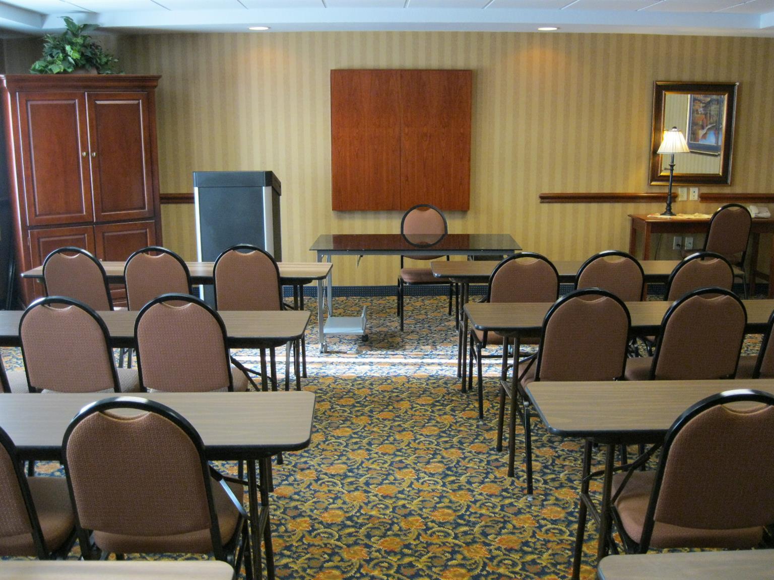 Best Western Executive Inn & Suites Гранд-Рапидс Удобства фото