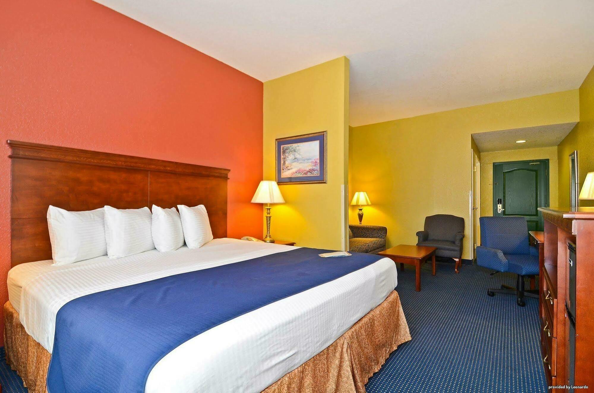 Best Western Executive Inn & Suites Гранд-Рапидс Экстерьер фото